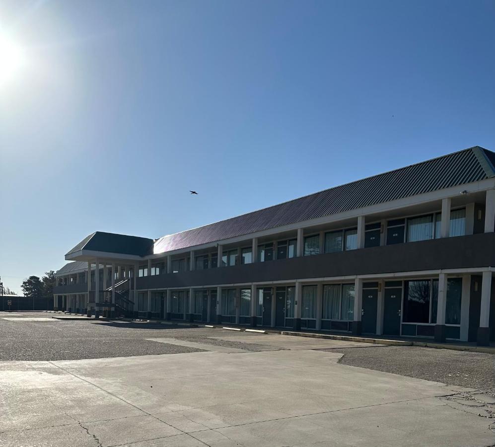 Ambassador Inn Perryton Екстериор снимка